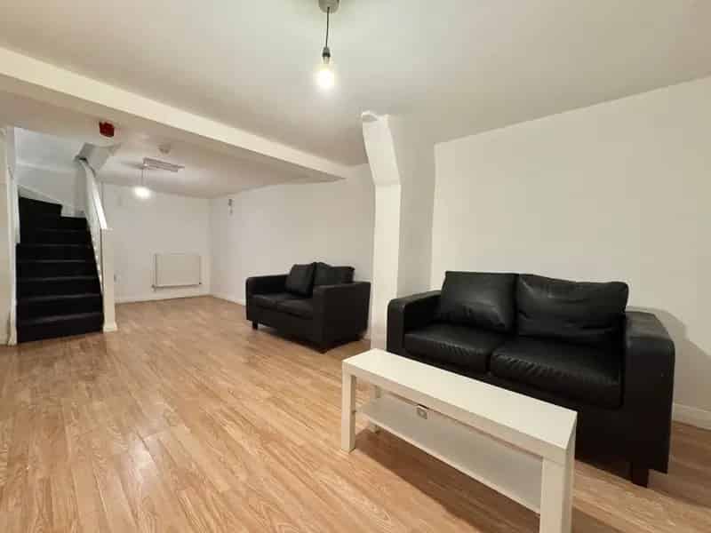 5 Bedroom Victorian House to Rent Limehouse