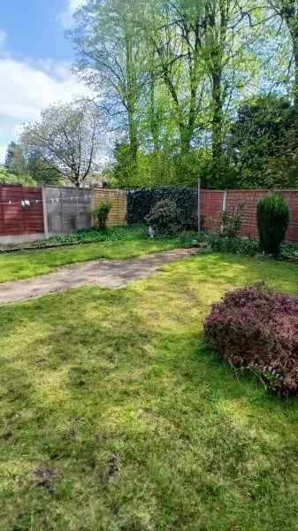 Lovely Bungalow in Tettenhall Wood Wolverhampton