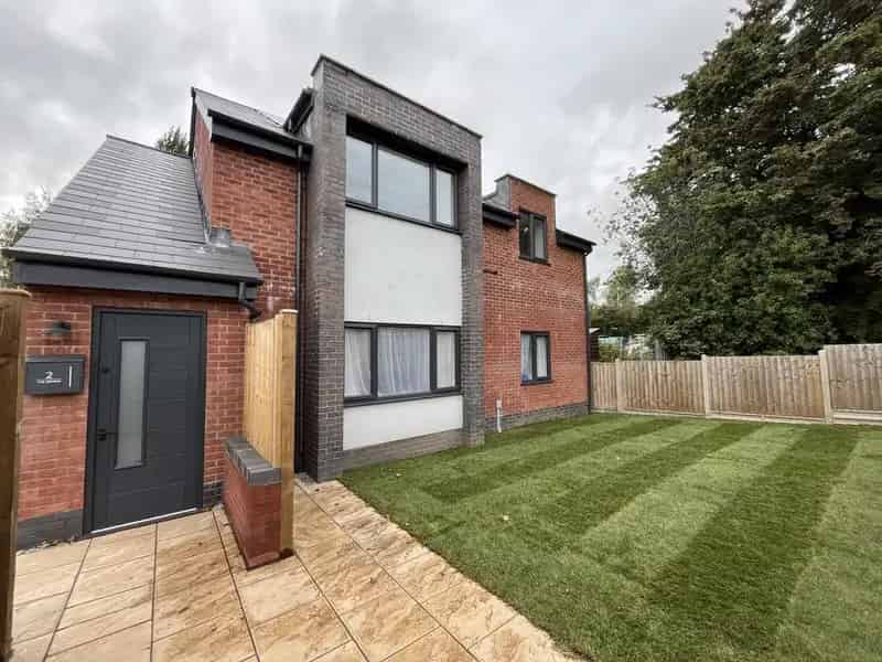 2 Bedroom Apartment Exeter - Brand New