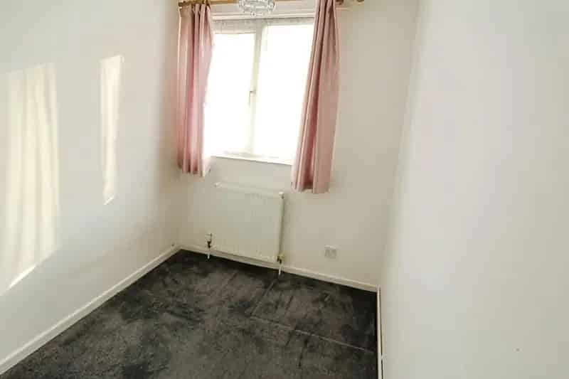 3 Bedroom Link Detached House For Sale