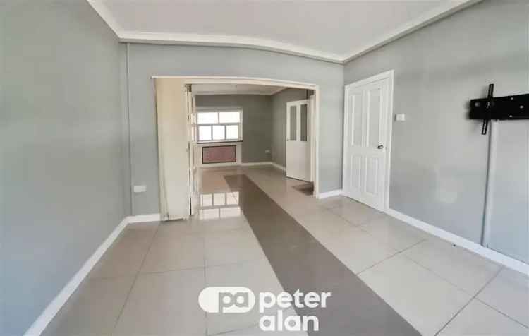 3 Bedroom Semi-Detached House To Let Zero Deposit Available