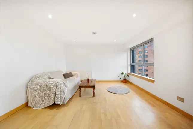 Flat for sale in High Street, City Centre, Glasgow G1