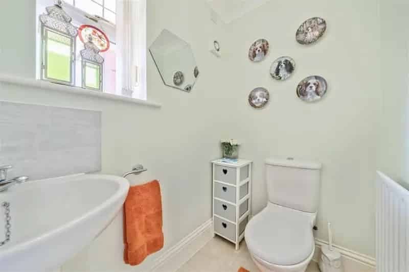 4 Bed Detached House For Sale Large Garden Double Garage