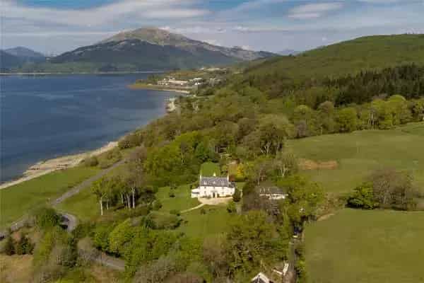 Georgian Country House with 6 Acres of Grounds and Stunning Views