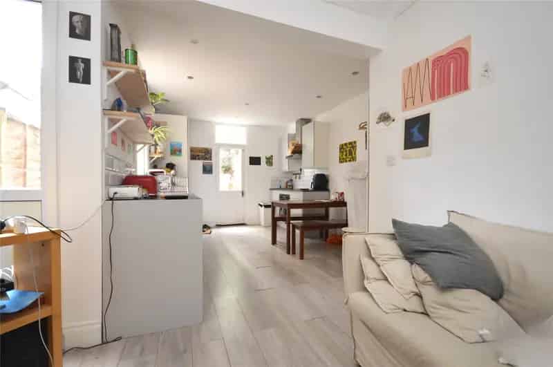 4 bedroom house to rent