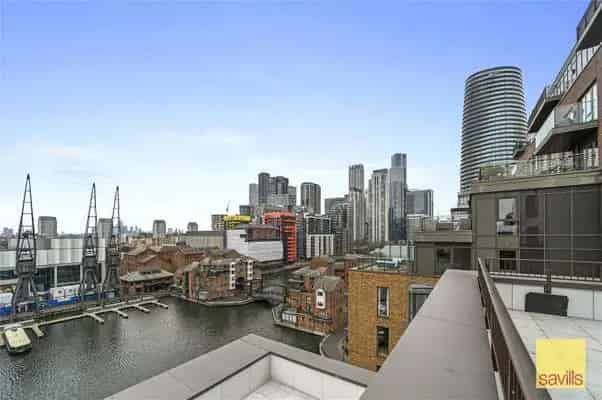 One Bedroom Apartment Near Canary Wharf