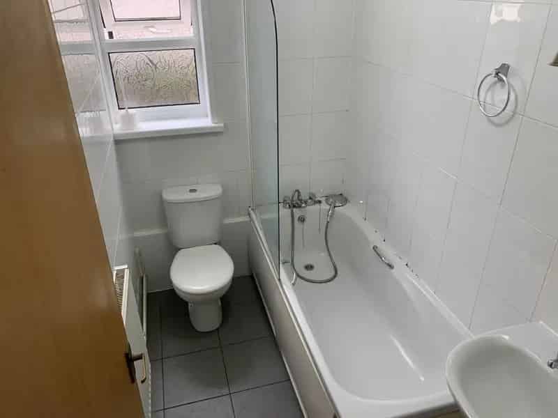 2 Bedroom Student Flat to Rent Cardiff