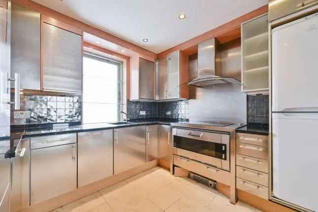 Flat for sale in Moscow Road, Bayswater, London W2