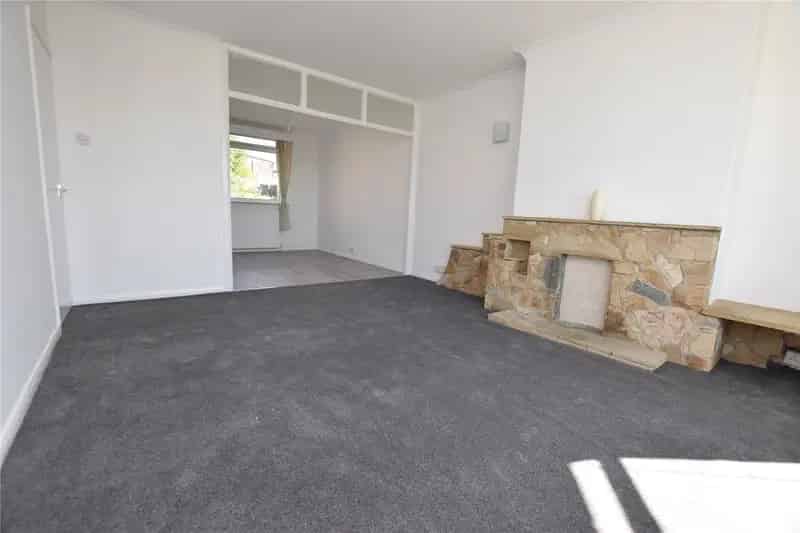 Three Bedroom House to Let in North Leeds