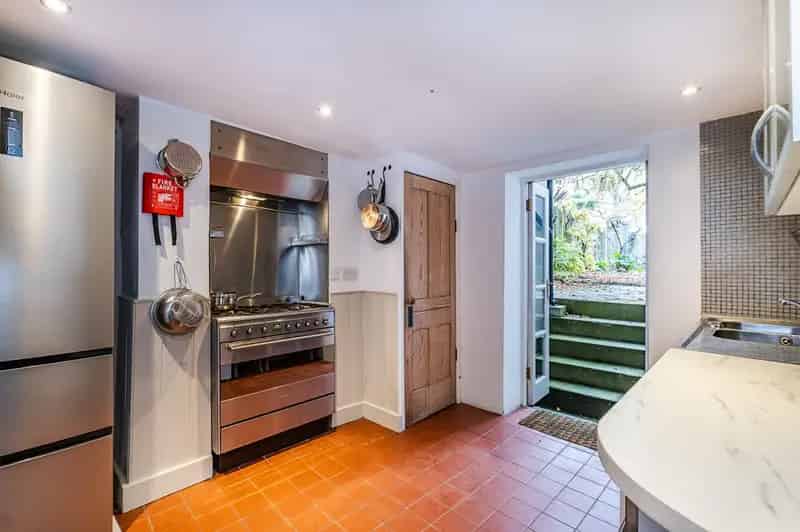 3 Bedroom Victorian House for Sale Stockwell