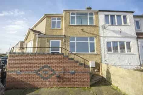 3/4 Bedroom House 102m² London Family Home