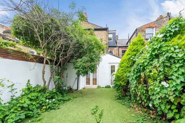 5 Bedroom Terraced House for Sale Abbeville Village London SW4