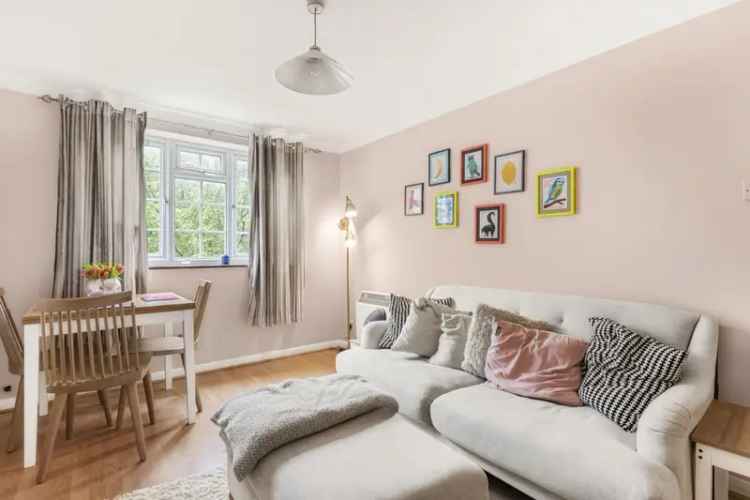 1 Bedroom Flat for Sale near Brunswick Park