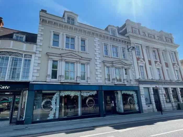 Retail and Leisure Space Available Near Wilko and Popular Restaurants
