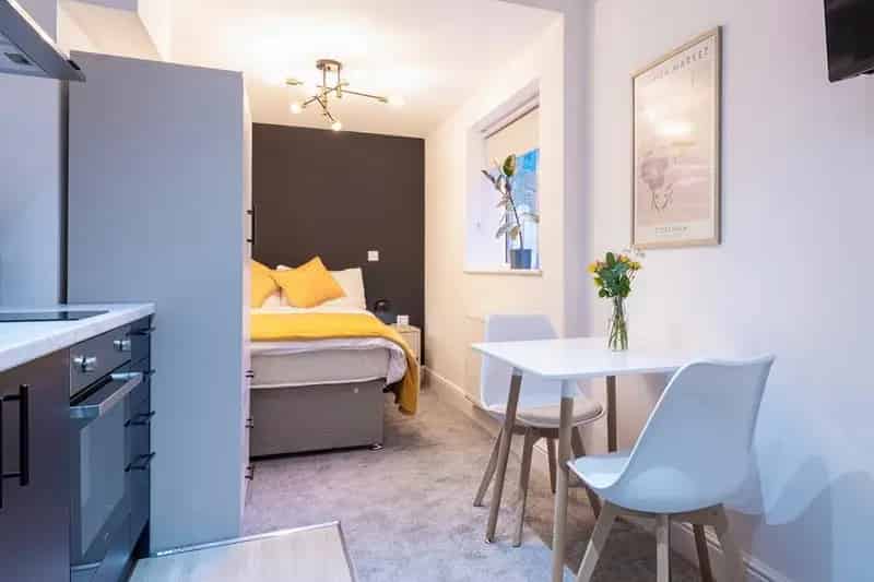 Studio to Rent