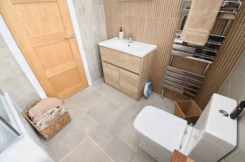 4 Bed House for Sale Stunning Family Home