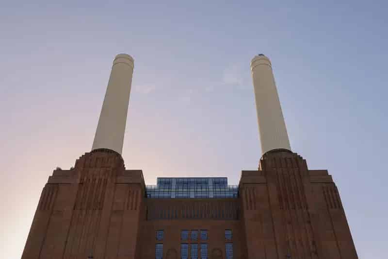 Commercial property For Rent , 188, Kirtling Street, London, England