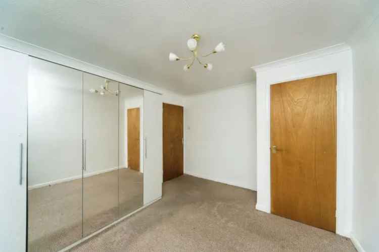 Three Bedroom Semi-Detached House Near Penland Woods