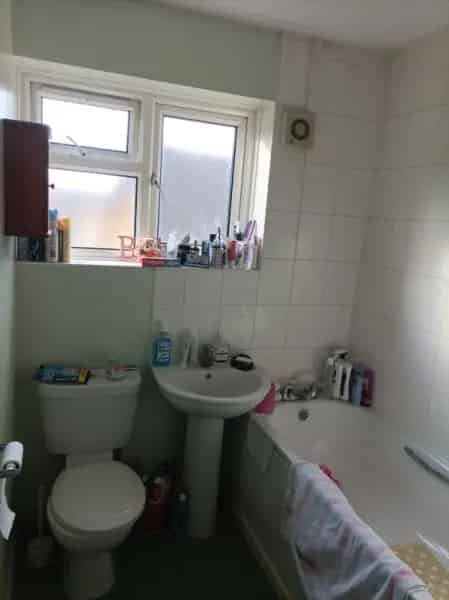 Flat For Rent , Hungerford, England