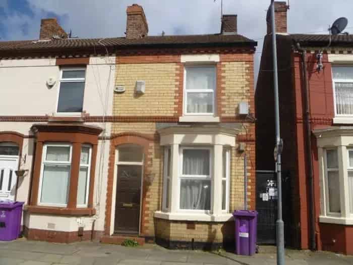 2 Bed House Kensington