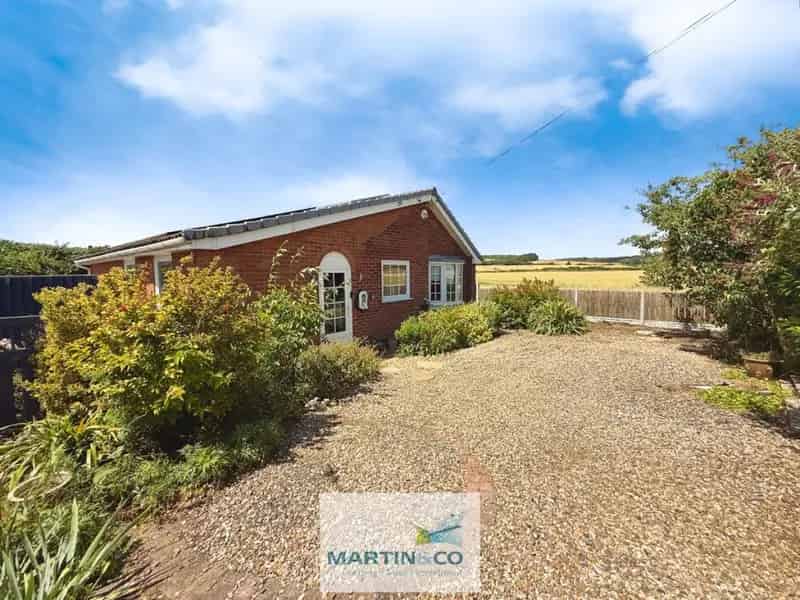 3 Bedroom Bungalow For Sale Near Open Fields