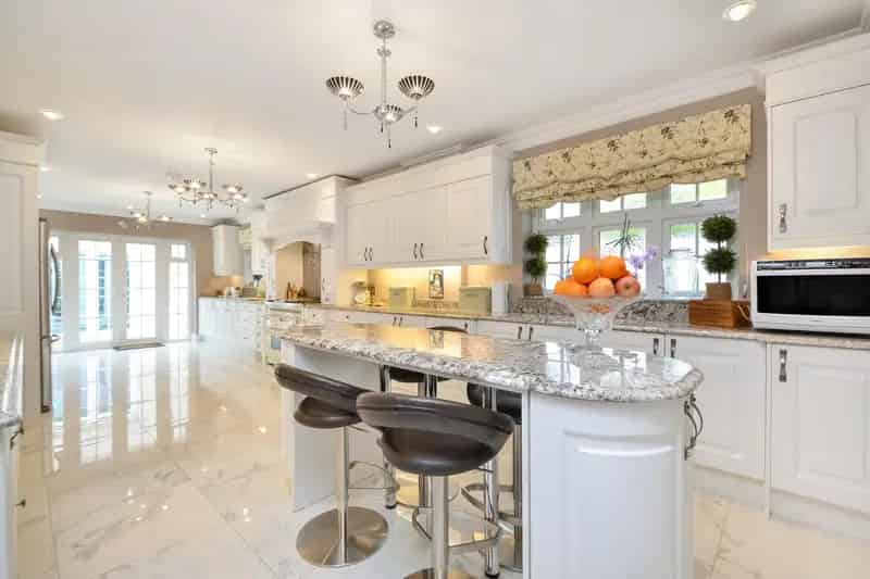 Outstanding Detached Hilltop Home 7807 Sq Ft 5 Beds Pool Gym Annexe
