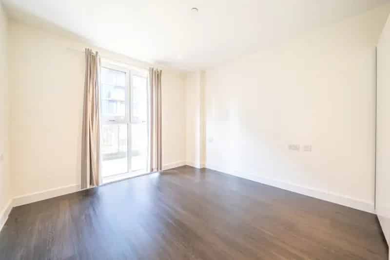 Spacious 2-Bed Apartment Near Tube Stations