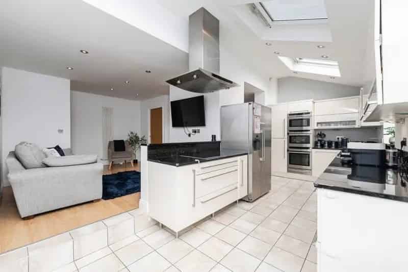 Four Bedroom Executive Detached Family Home in Darrington