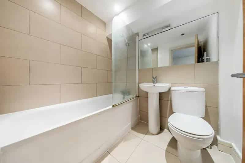 2 Bedroom Flat to Rent near Brixton Underground