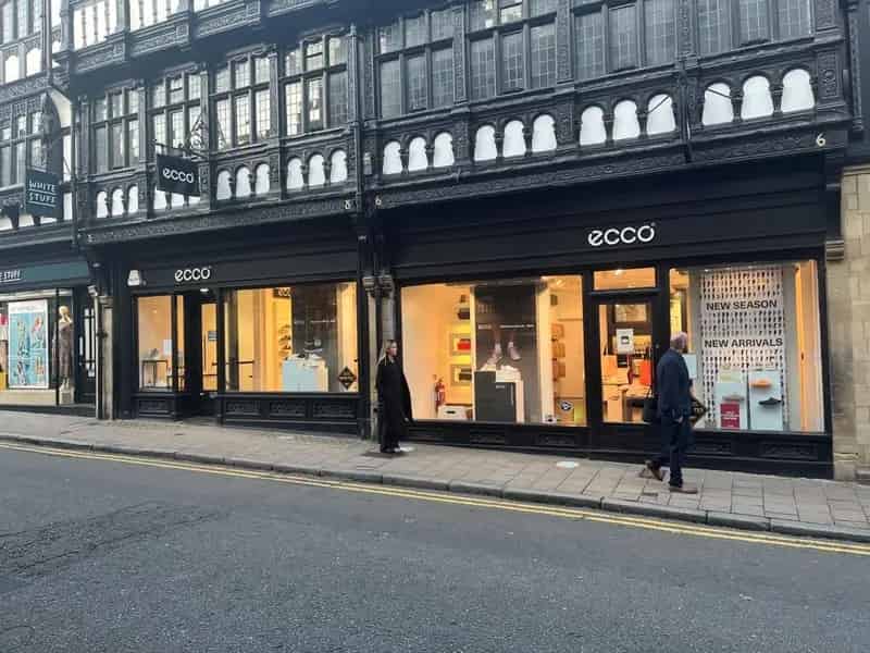 Chester City Centre Shop Unit 925 sq ft Fully Fitted Leasehold