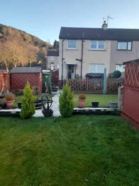 2 Double Bedroom End Terrace House Near Dunfermline