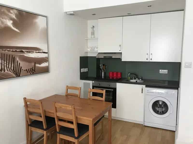 1 Bedroom Flat to Rent Ground Floor Available September 2025