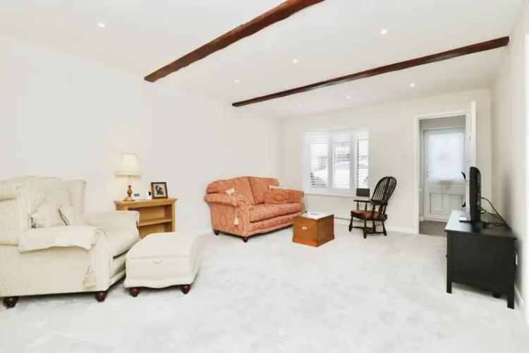 3 Bedroom Detached Bungalow  Newly Refurbished