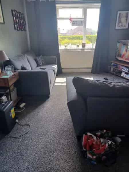 Ground Floor Flat Near Schools Shops Public Transport