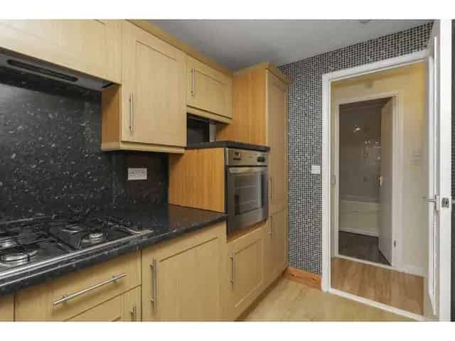 1 Bedroom Flat for Sale East Edinburgh