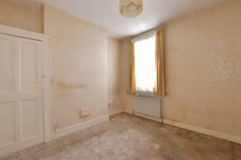 2 Bedroom Apartment For Sale - Renovation Project