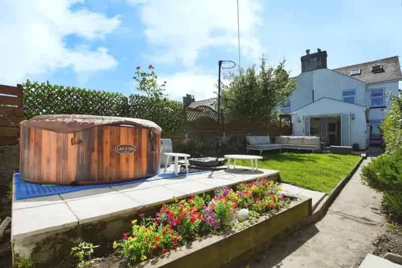 Four Bedroom Period Property St Austell