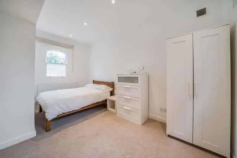 1 Bed Flat for Sale in Brixton