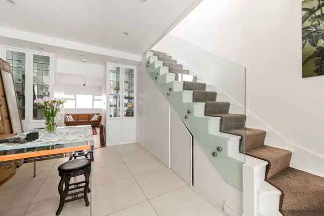 Terraced house for sale in Callow Street, Chelsea, London SW3