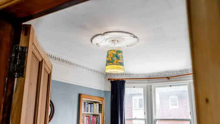 One Bedroom Apartment Near Glasgow University