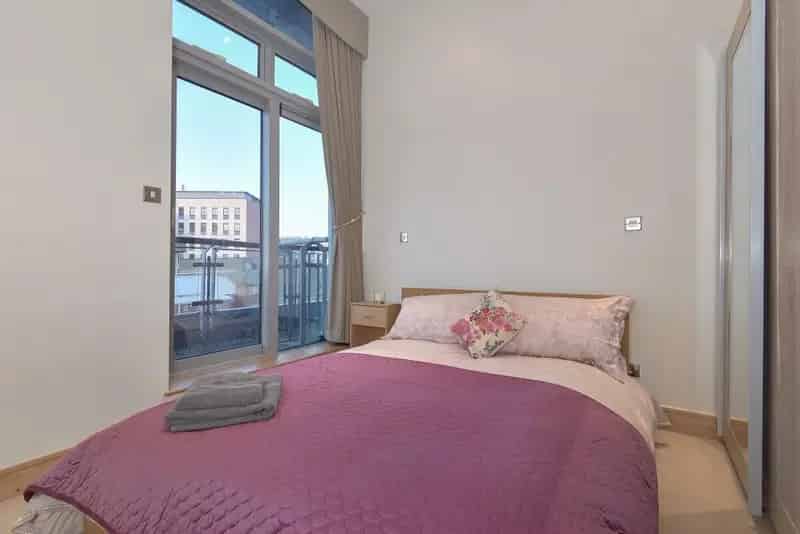 2 Bedroom Flat for Sale in Bristol City Centre