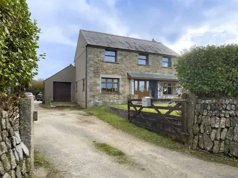 4 Bedroom Detached House For Sale - Cash Buyers Only