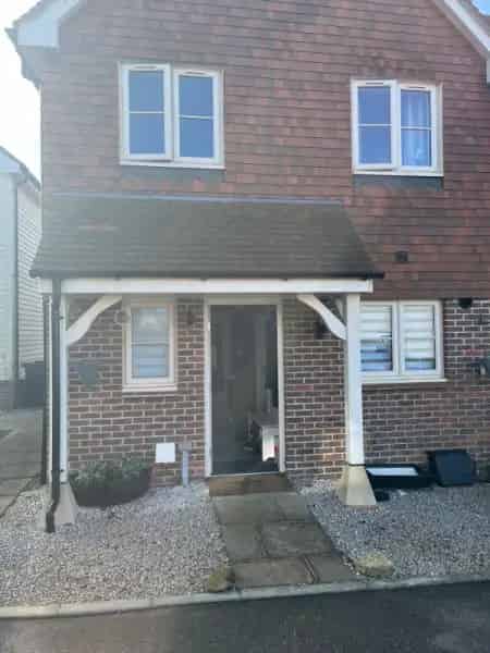 3 Bedroom End Terrace House in Quiet Area