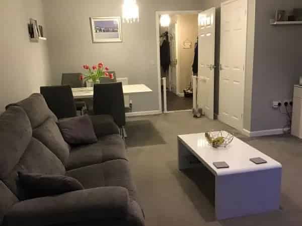 2 Bed House Near Fleming Park 8 Year Old