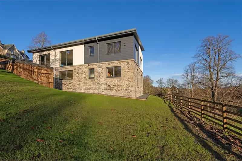 4 Bed Detached House Breathtaking Panoramic Views
