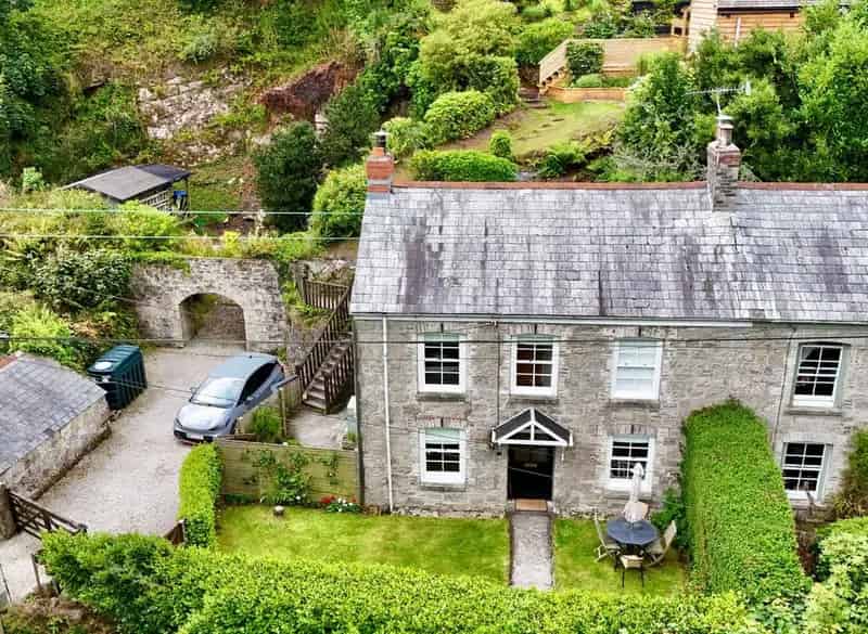 3 Bedroom Semi Detached House for Sale in Cornwall