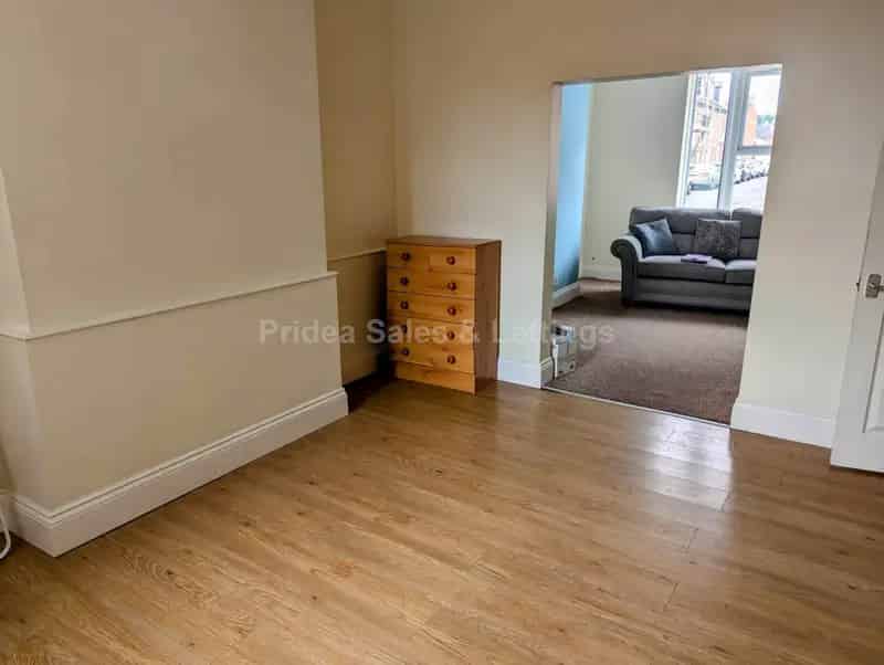 3 Bedroom Terreced House to Rent