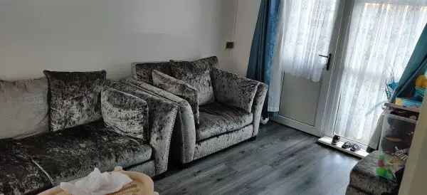 Flat For Rent in Birmingham, England