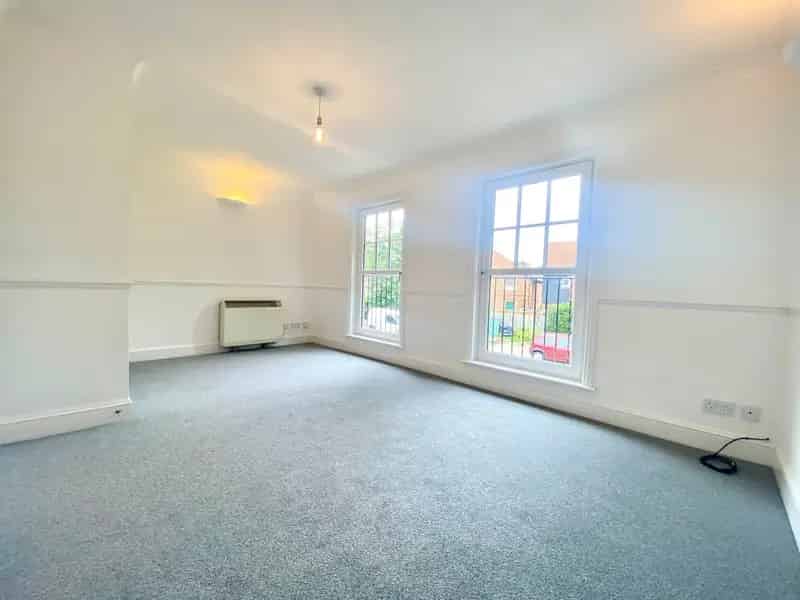 One Bedroom Coach House with Garage and Parking Zero Deposit Guarantee