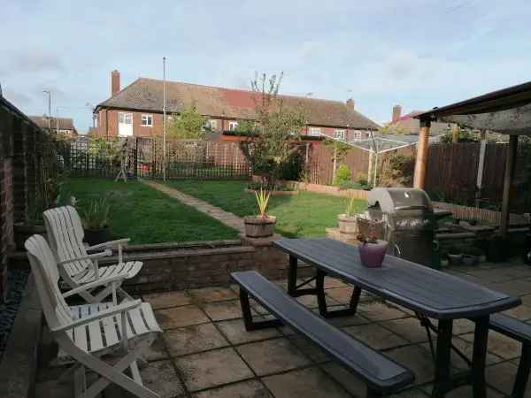 House For Rent in Grays, England